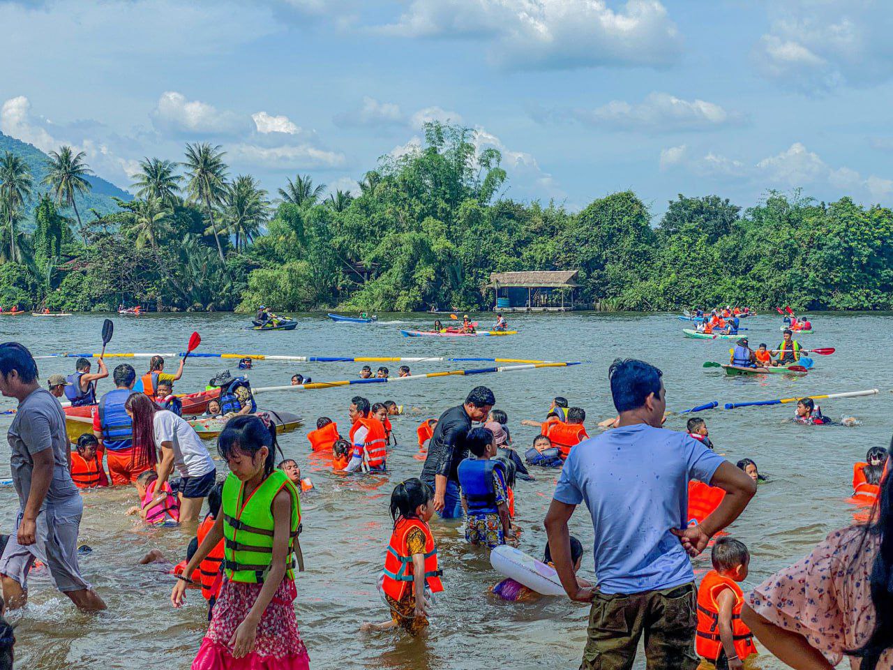 76603516af08de57dcf42355a1b64072