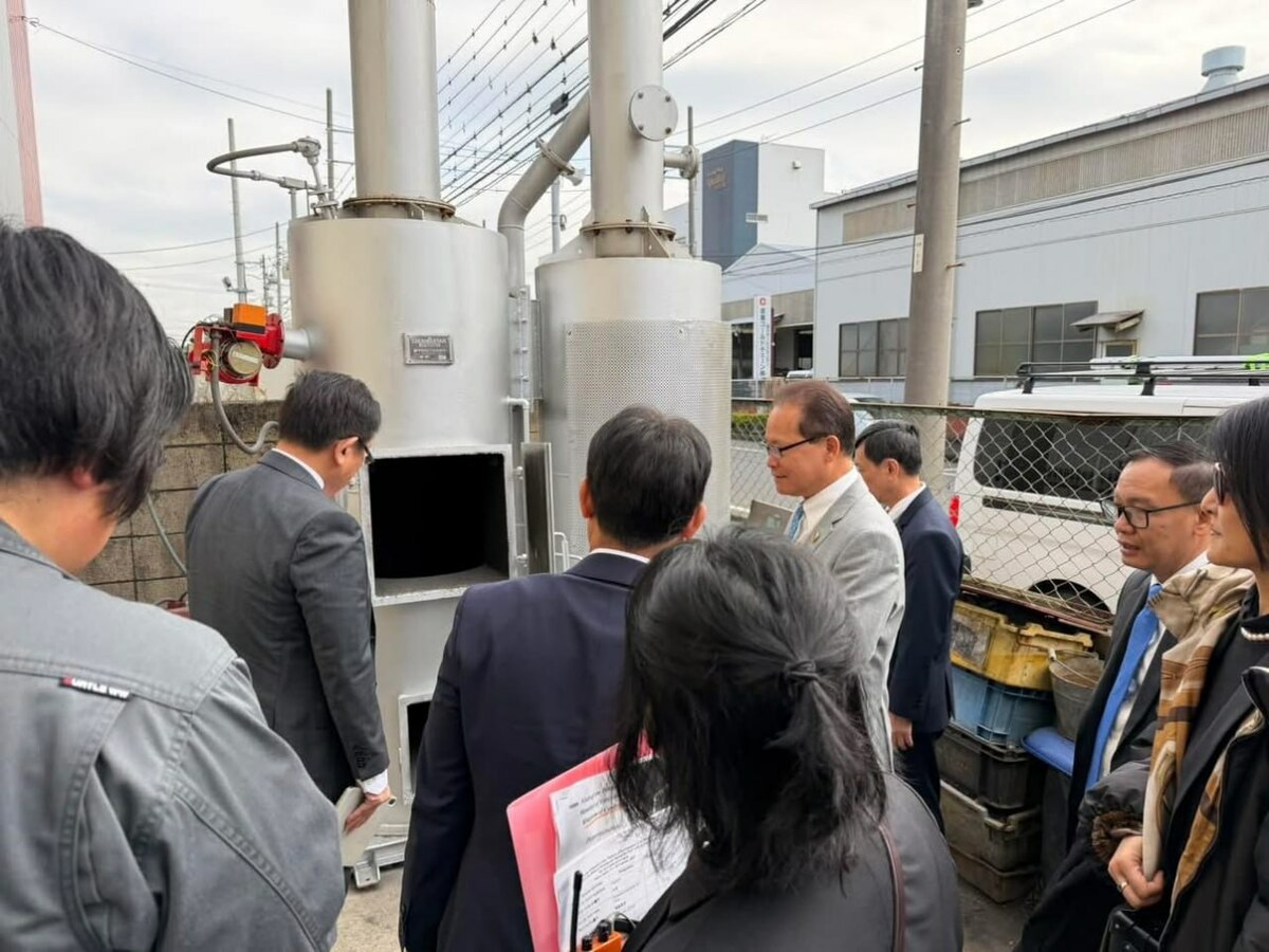 3KEdhNmAkvUZFxAmLQBRX5EFWW0OnIe