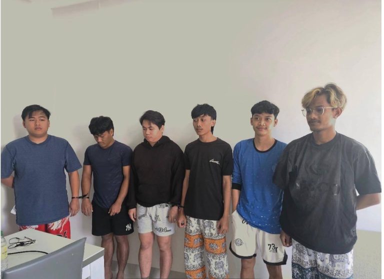 9a097997143b57da82aeb332f77829ee